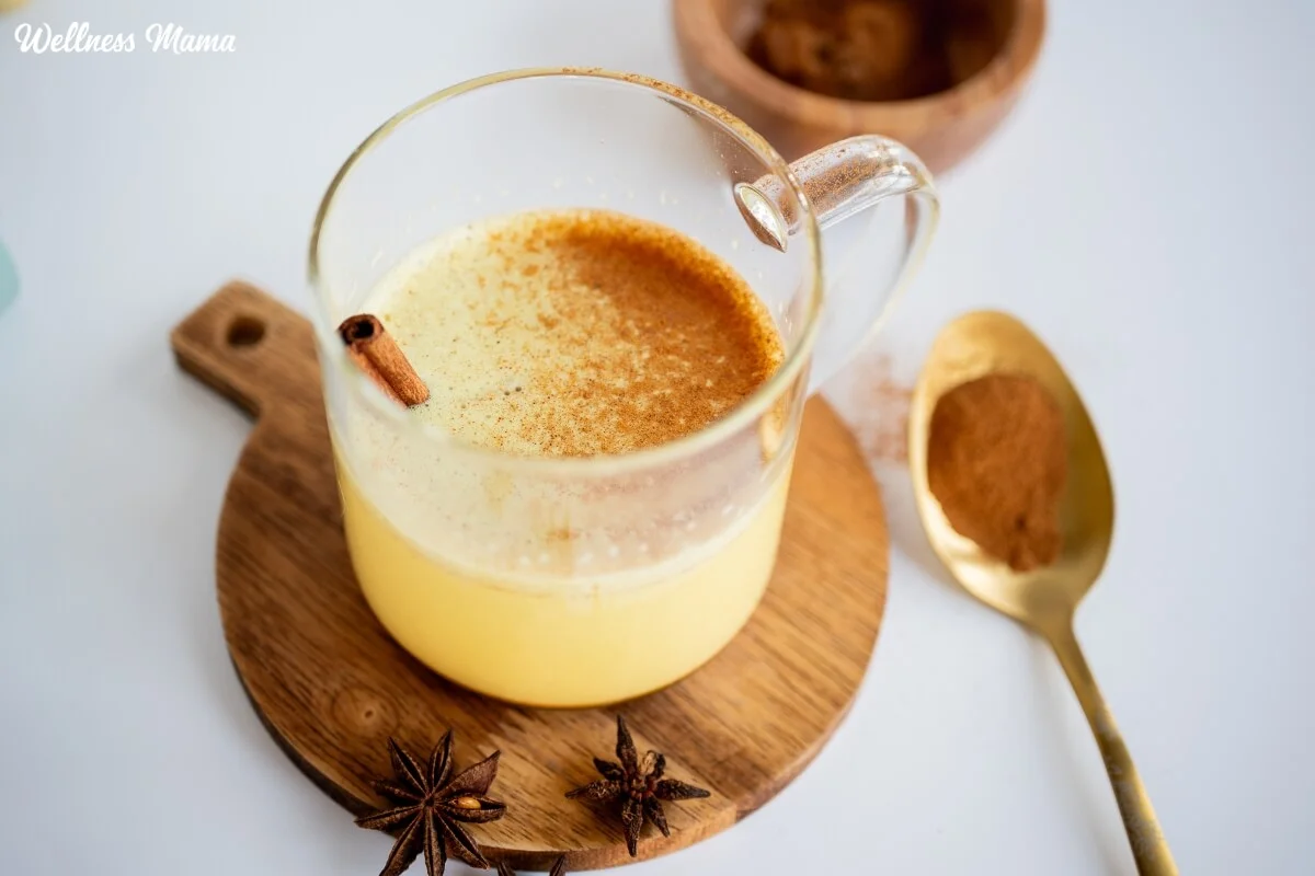 How to Make Golden Milk (in Only 5 Minutes!)